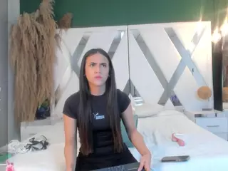 P A U L I NA's Live Sex Cam Show