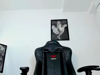P A U L I NA