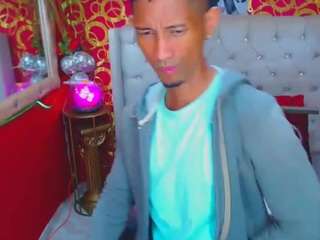 scottbrayan Live Webcam on {site_name}