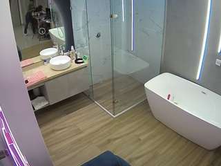 camsoda voyeurcam-casa-salsa-bathroom-2