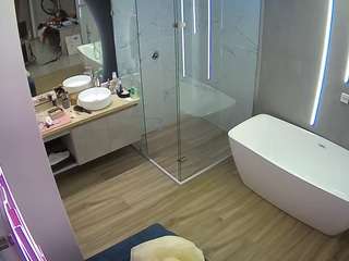 camsoda voyeurcam-casa-salsa-bathroom-2