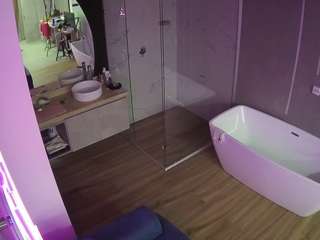 camsoda voyeurcam-casa-salsa-bathroom-2