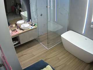 camsoda voyeurcam-casa-salsa-bathroom-2