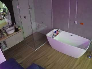 camsoda voyeurcam-casa-salsa-bathroom-2