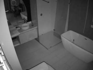 Bathroom Vouyer camsoda voyeurcam-casa-salsa-bathroom-2