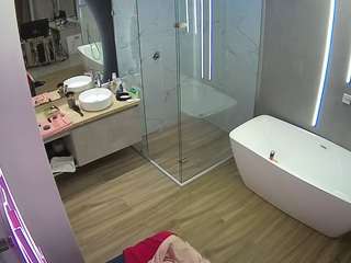 Malounu camsoda voyeurcam-casa-salsa-bathroom-2