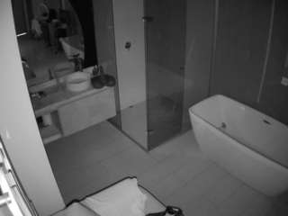 voyeurcam-casa-salsa-bathroom-2 camsoda Porn Mature Male 