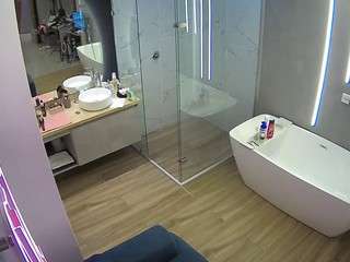 Mrandmrscrook camsoda voyeurcam-casa-salsa-bathroom-2