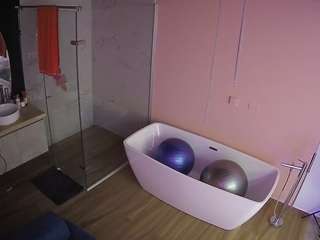 voyeurcam-casa-salsa-bathroom-2