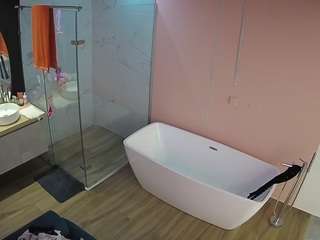 voyeurcam-casa-salsa-bathroom-2