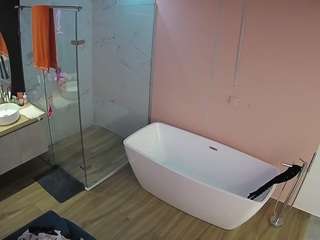 voyeurcam-casa-salsa-bathroom-2