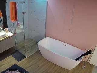 voyeurcam-casa-salsa-bathroom-2
