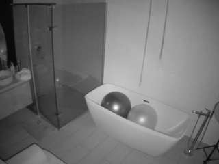 Casa Salsa Bathroom 2