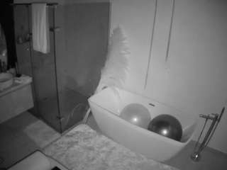 voyeurcam-casa-salsa-bathroom-2 Live Webcam on CamSoda