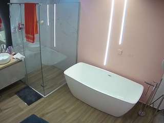 voyeurcam-casa-salsa-bathroom-2 webcam model