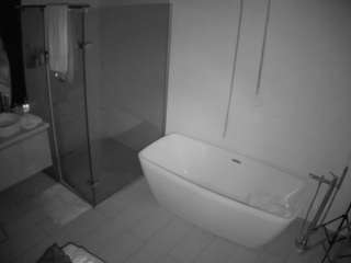 voyeurcam-casa-salsa-bathroom-2 camsoda