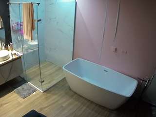 voyeurcam-casa-salsa-bathroom-2 voyeurcam-casa-salsa-bathroom-2