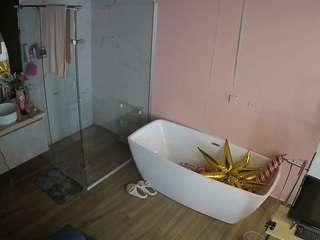 voyeurcam-casa-salsa-bathroom-2