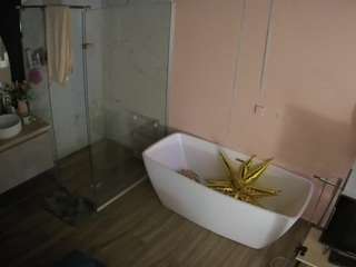 voyeurcam-casa-salsa-bathroom-2
