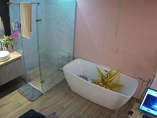voyeurcam-casa-salsa-bathroom-2