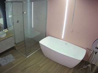 voyeurcam-casa-salsa-bathroom-2