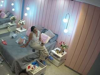 voyeurcam-casa-salsa-bathroom-2