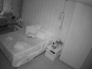 voyeurcam-casa-salsa-bathroom-2