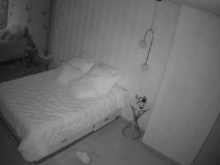 voyeurcam-casa-salsa-bathroom-2