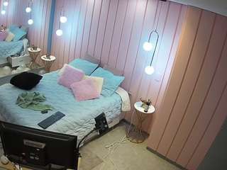 voyeurcam-casa-salsa-bathroom-2