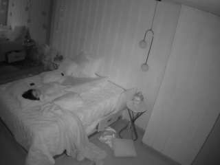 voyeurcam-casa-salsa-bathroom-2