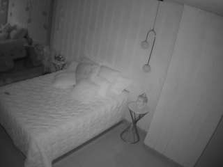 voyeurcam-casa-salsa-bathroom-2