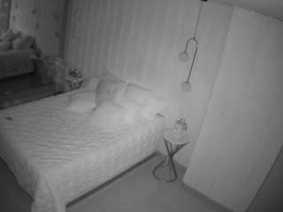 voyeurcam-casa-salsa-bathroom-2