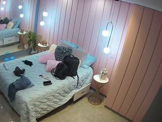 voyeurcam-casa-salsa-bathroom-2