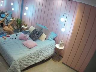 voyeurcam-casa-salsa-bathroom-2