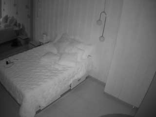voyeurcam-casa-salsa-bathroom-2 webcam model