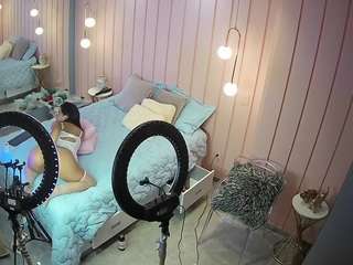 voyeurcam-casa-salsa-bathroom-2