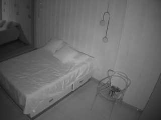voyeurcam-casa-salsa-bathroom-2 webcam model