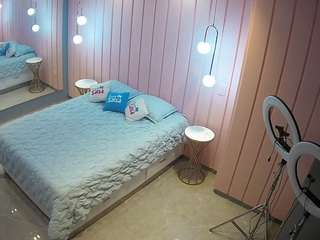 voyeurcam-casa-salsa-bathroom-2