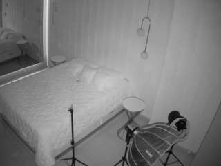 voyeurcam-casa-salsa-bathroom-2