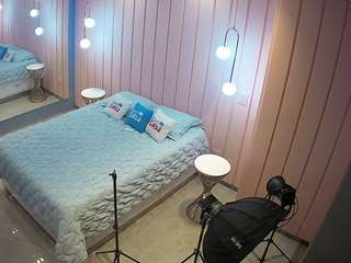 voyeurcam-casa-salsa-bathroom-2