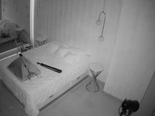 voyeurcam-casa-salsa-bathroom-2