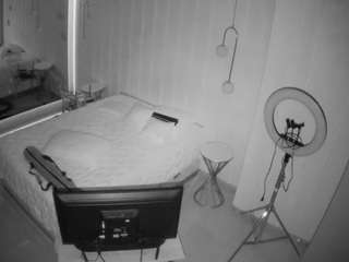 voyeurcam-casa-salsa-bathroom-2