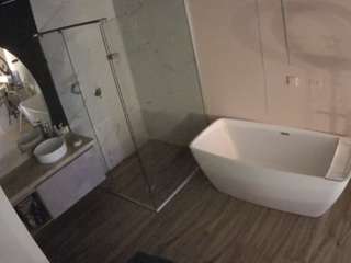 voyeurcam-casa-salsa-bathroom-2