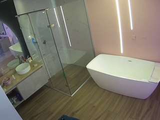 voyeurcam-casa-salsa-bathroom-2 webcam model