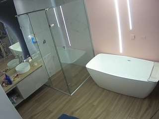 voyeurcam-casa-salsa-bathroom-2