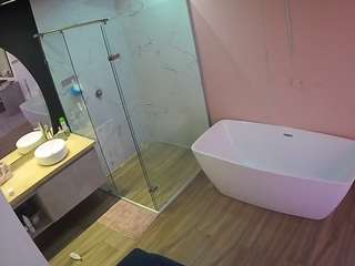 voyeurcam-casa-salsa-bathroom-2