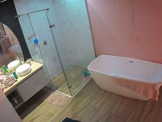 voyeurcam-casa-salsa-bathroom-2