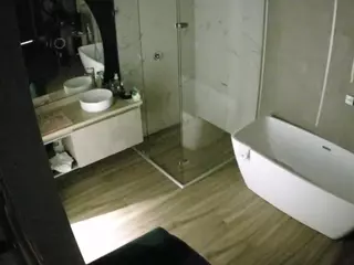 Casa Salsa Bathroom 2's Live Sex Cam Show