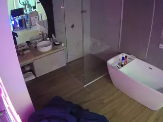 Casa Salsa Bathroom 2's Live Sex Cam Show