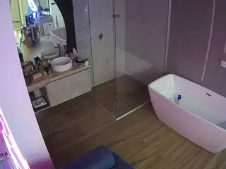 Casa Salsa Bathroom 2's Live Sex Cam Show